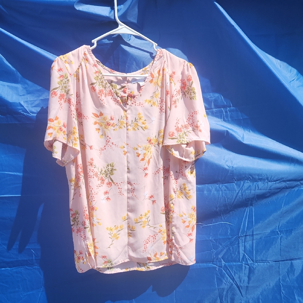 Liz Claiborne Pink Floral Blouse